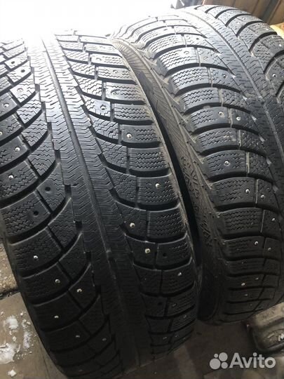Gislaved Nord Frost 5 215/55 R16