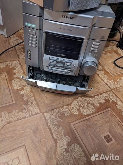 Музыкальный центр sony
