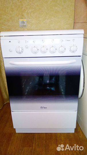 Газовая плита новая De luxe