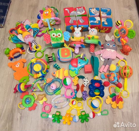 Развивающие игрушки большим пакетом
