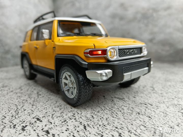 Машинка Металлическая Toyota Fj Cruiser