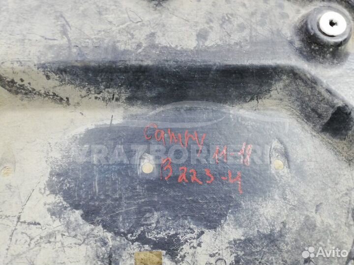 Пыльник бамп. Toyota Camry