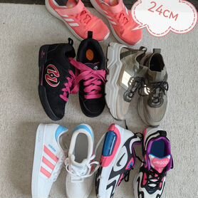 heelys