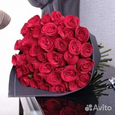 Букет малиновых роз, Эквадор, 60см 35 шт