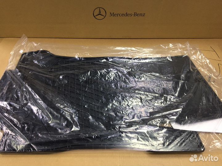 Коврики резиновые передние Mercedes W213
