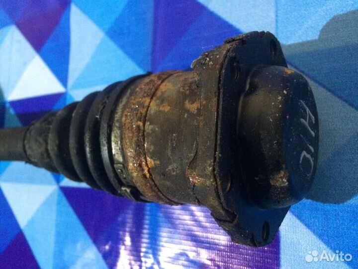 Привод передний левый Фольксваген Гольф 4