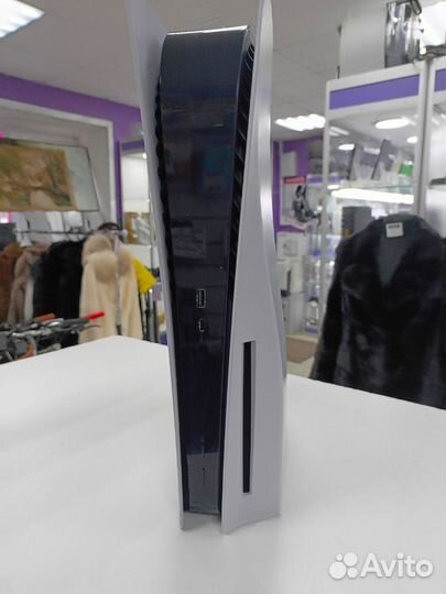 Sony playstation 5 + игра Demon's souls