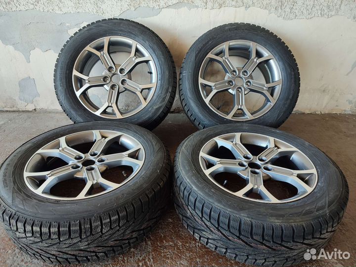 R18 Nokian Tyres Hakkapeliitta R2 SUV 235/60, PCD 5x114.3 DIA 67.1