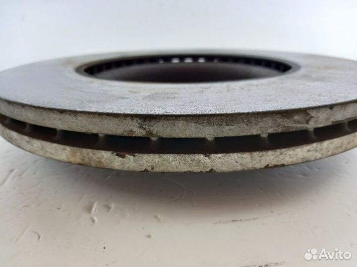 Тормозной диск передний Volvo V50 MW43 B4204S3