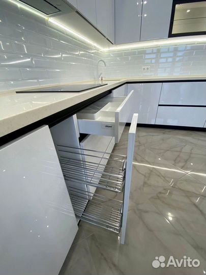 Кухонный гарнитур 