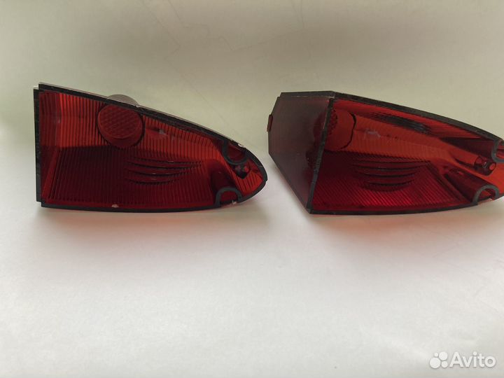 Рассеиватель верхний заднего фонаря газ 21