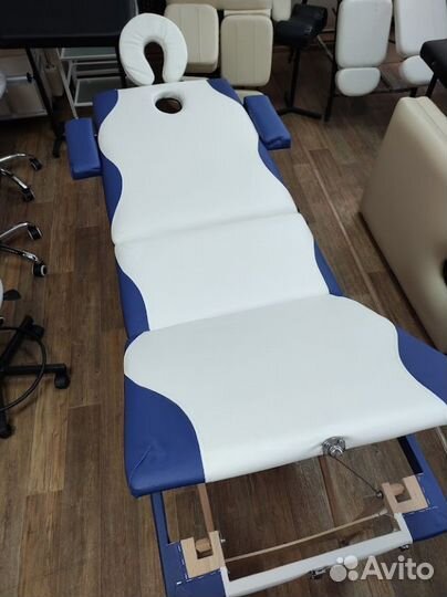 Массажная кушетка