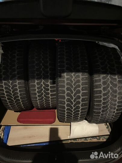 Yokohama Ice Guard F700Z 235/65 R17