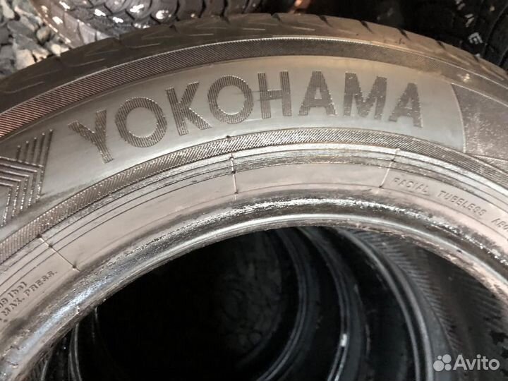 Yokohama BluEarth AE01 215/60 R16