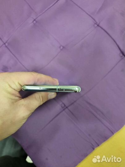 Samsung Galaxy S10, 8/128 ГБ