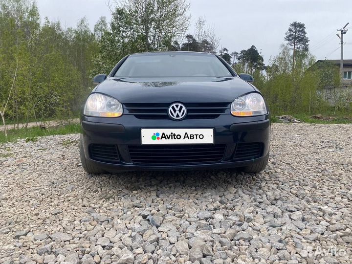 Volkswagen Golf 1.6 AT, 2005, 235 000 км