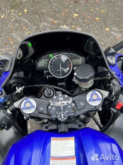 Продам yamaha YZF R1