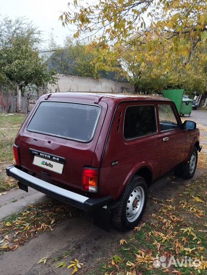 LADA 4x4 (Нива) 1.6 МТ, 2011, 274 000 км