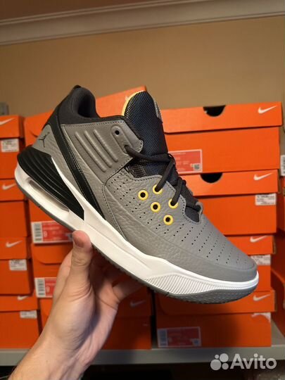 Nike Air Jordan Max Aura 5 