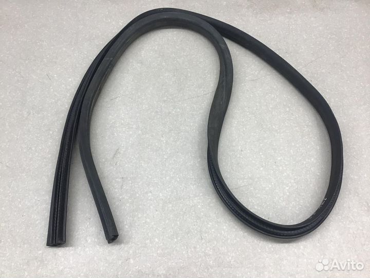 Уплотнитель двери, Ford Focus III 2011 1750006