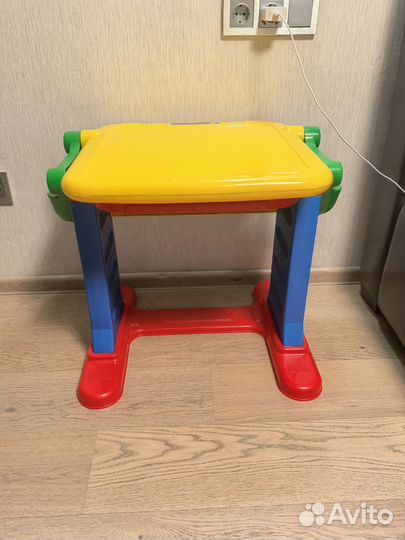 Парта Молто