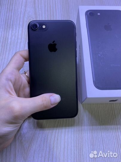 iPhone 7, 128гб