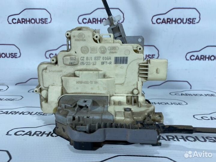 Замок двери передний правый Volkswagen Touareg NF