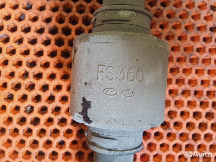 Привод передний правый Kia Rio