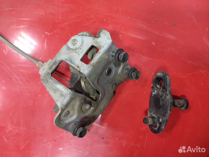 Замок сдвижной двери Toyota Estima