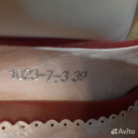 Туфли женские 38-39