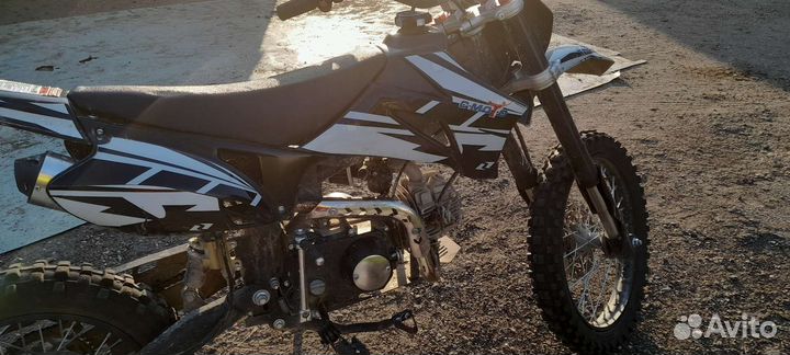 Продам питбайк 125кубов