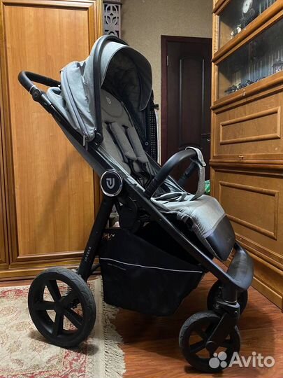 Коляска прогулочная детская Jovola Venta