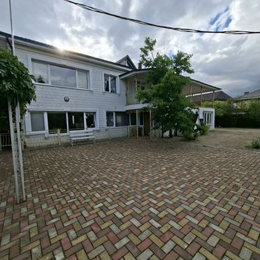 Дом 400 м² на участке 15 сот.