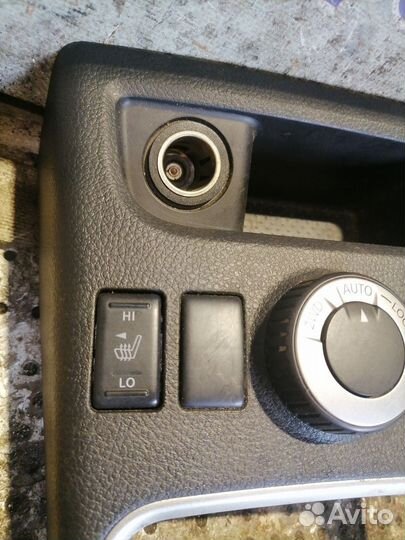 Консоль кпп Nissan X-Trail