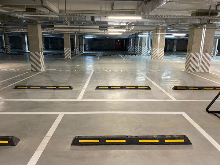 Машиноместо