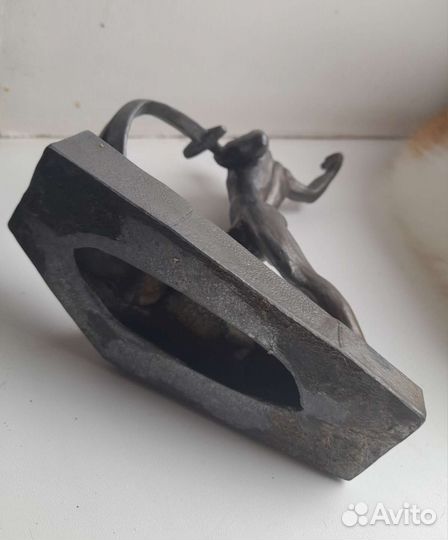 Статуэтка. Вучетич. СССР