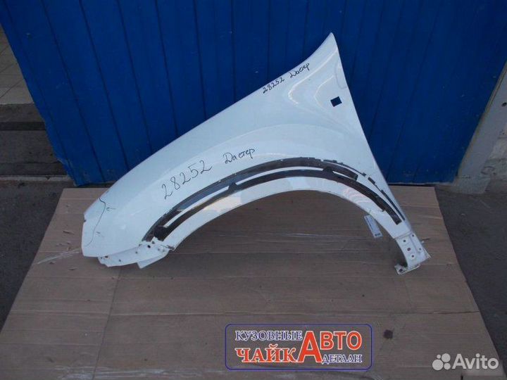 Крыло переднее левое Renault Duster