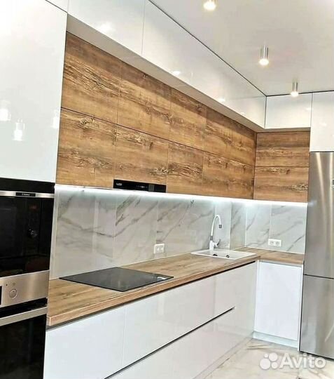 Кухня в потолок