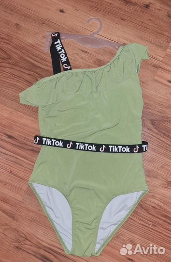 Одежда на девочку купальник рост 146
