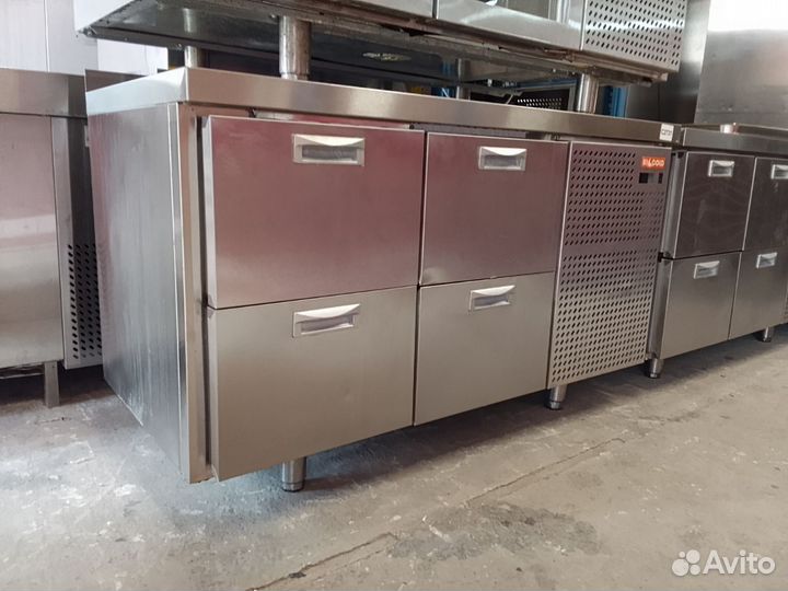 Холодильный стол hicold с выжимными ящиками