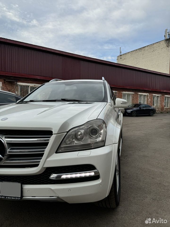 Mercedes-Benz GL-класс 5.5 AT, 2011, 300 000 км