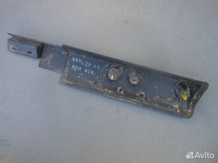 Накладка порога для Mitsubishi Lancer C6 1988-1992