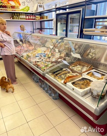 Холодильна витрина