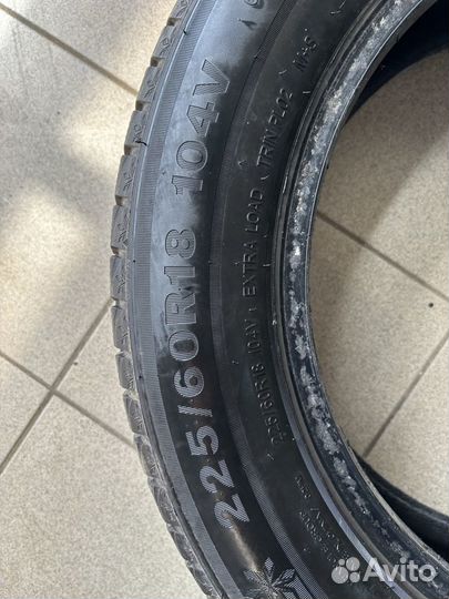 Triangle Snowlink TWT02 225/60 R18 104V