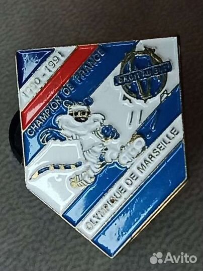 Значки футбольных клубов