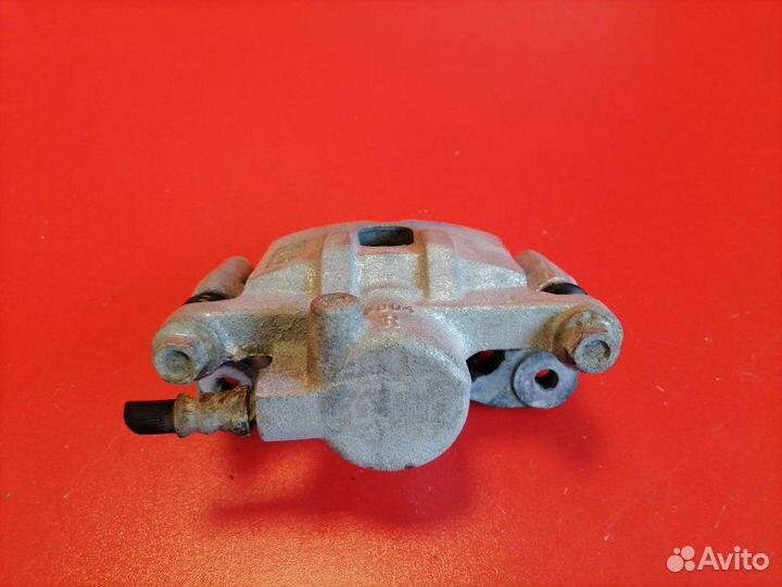 Суппорт задний правый Mitsubishi Lancer CY3A 4B10