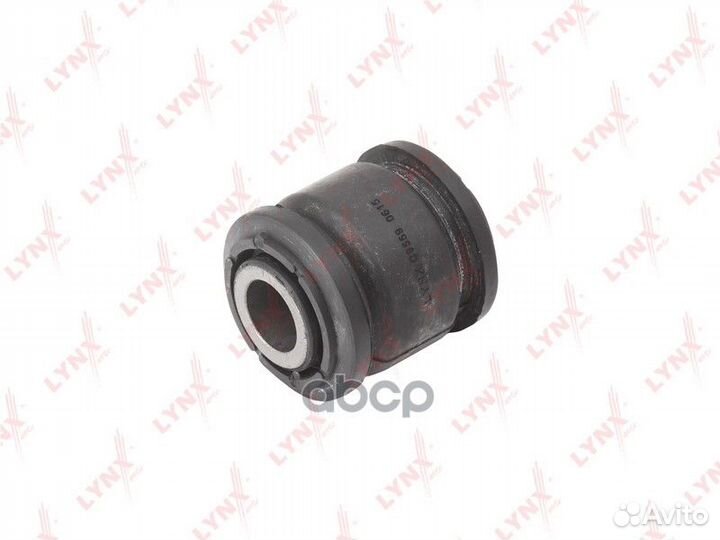 Сайлентблок рычага подвески зад прав/лев C9