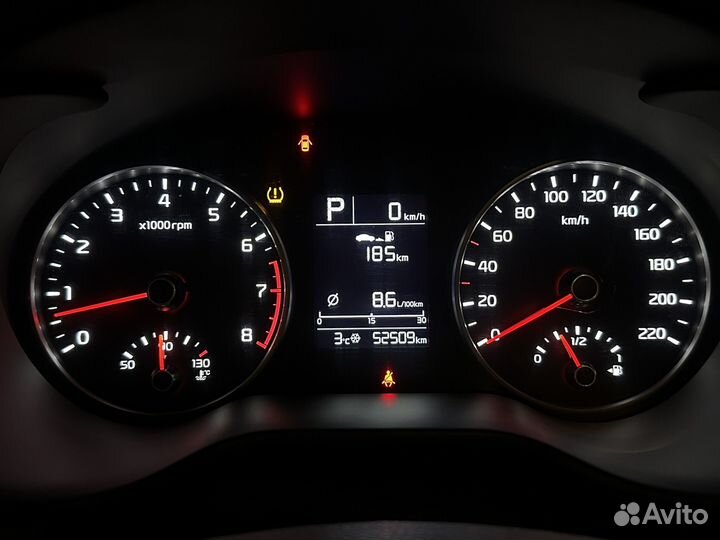 Kia Rio 1.6 AT, 2018, битый, 52 500 км