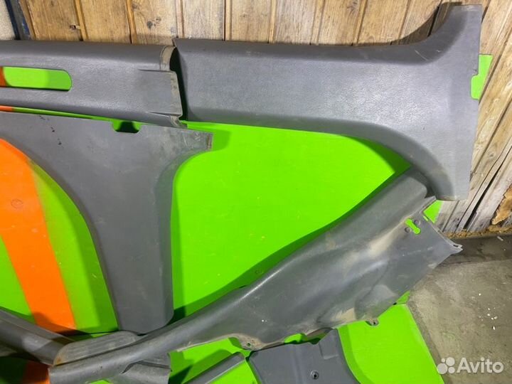 Пластик салона Hyundai Accent G4EC 2007