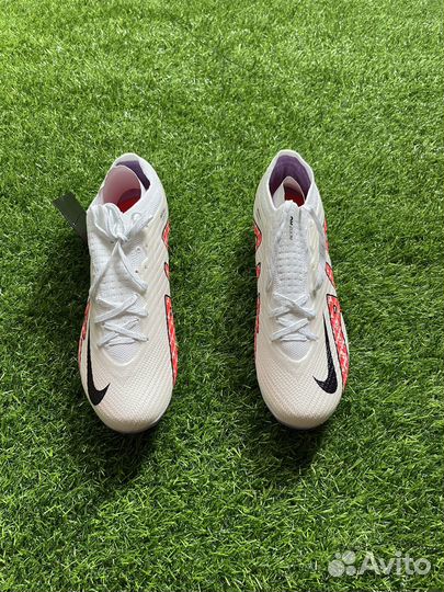 Бутсы. Бутсы Nike